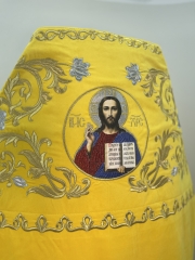 Облачення священника, вишите на оксамиті, вишита середина з іконами, з вишитим галуном 