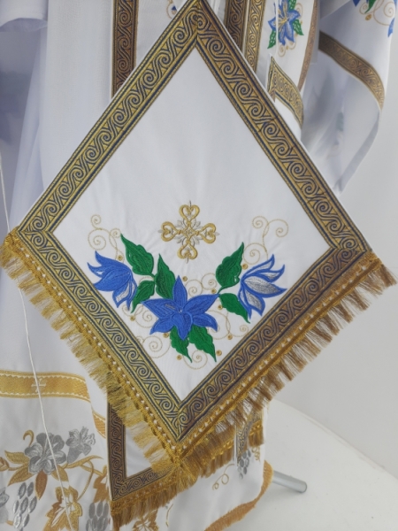 Облачення священника грецький крій, вишите на габардині з пришитим галуном, з вишитою іконою Богородиці