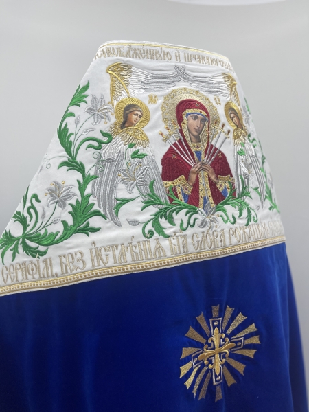 Комбіноване облачення священника вишите на оксамиті, з вишитими іконами, вишивка "Лілії"