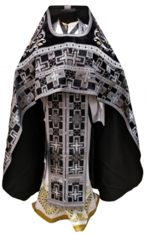 Облачення священника комбіноване з парчі "Грецький хрест", з вишитим опліччям, вишивка "Роза"