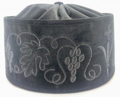 Скуфія грецька, тканина тягучка з вишивкою &quot;виноград&quot;