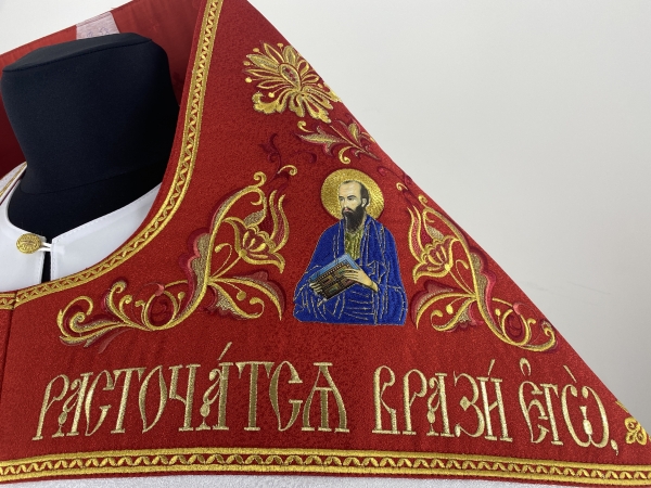 Комбіноване облачення священника вишите на парчі, з вишитими іконами, вишивка "Пасхальна"