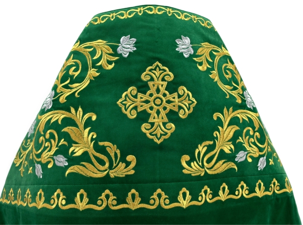 Облачення священника, вишите на оксамиті, вишивка "Троянда" з вишитим галуном